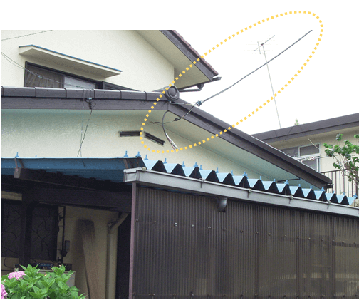 電柱からの架空線