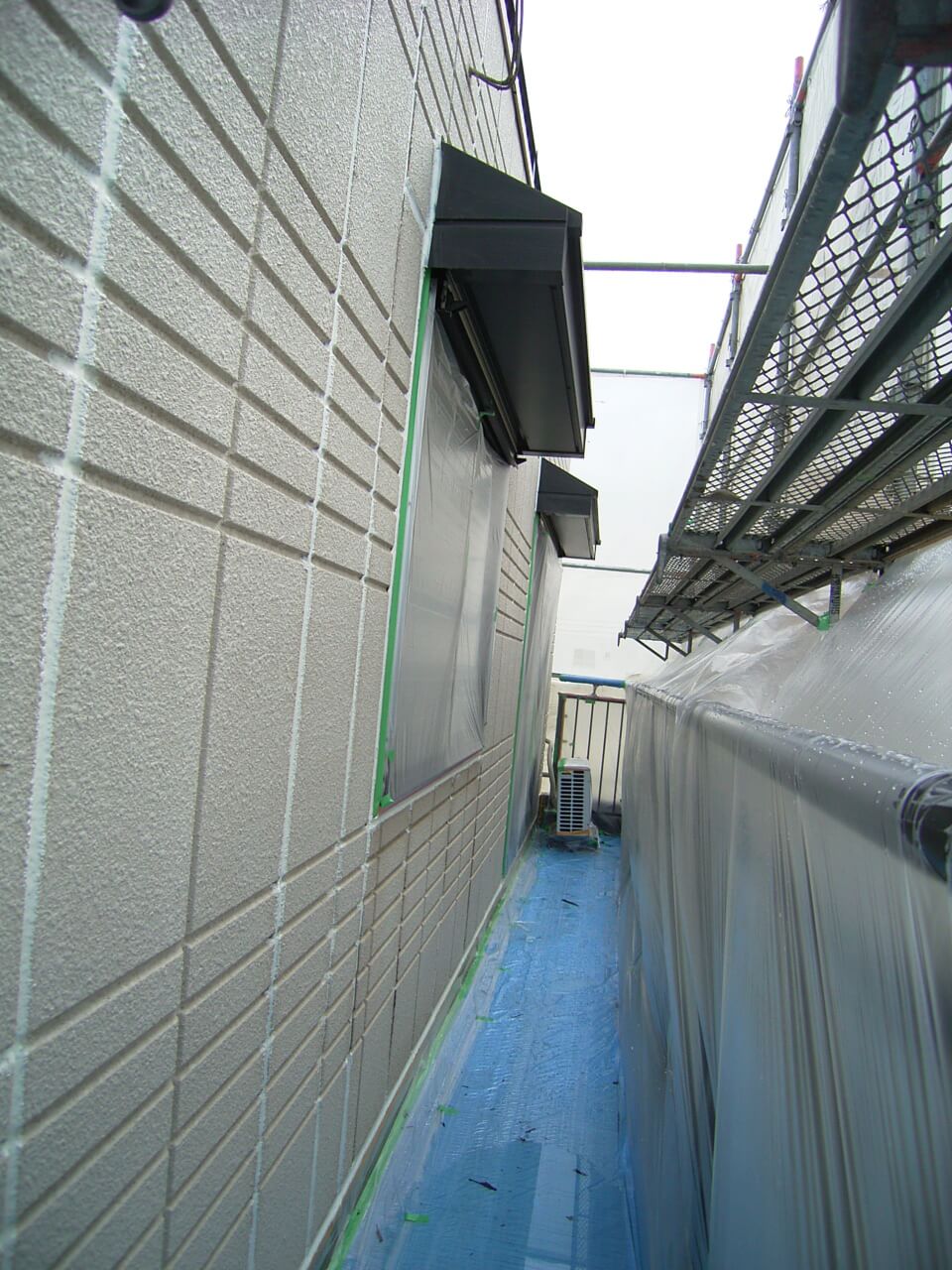 窓周りの養生