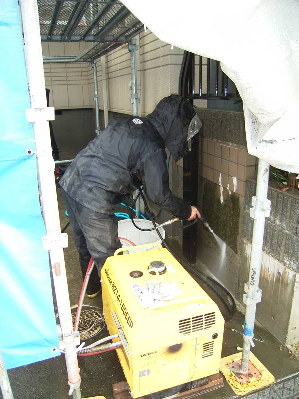 基礎の高圧洗浄