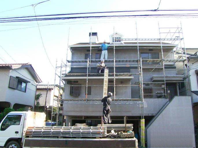 足場の設置