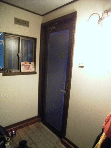 玄関網戸の取り付け
