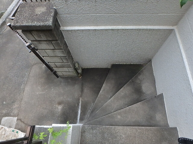 改修前の階段