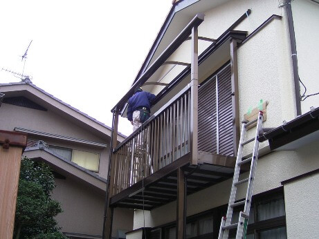 アルミバルコニーの屋根の骨格