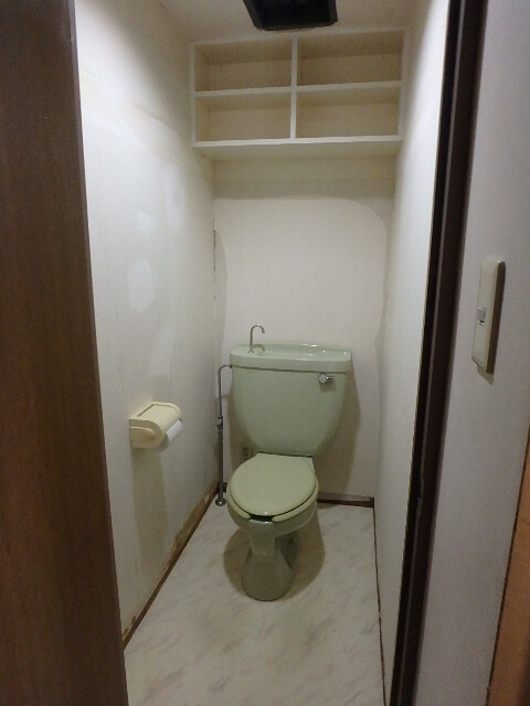 撤去する前の便器